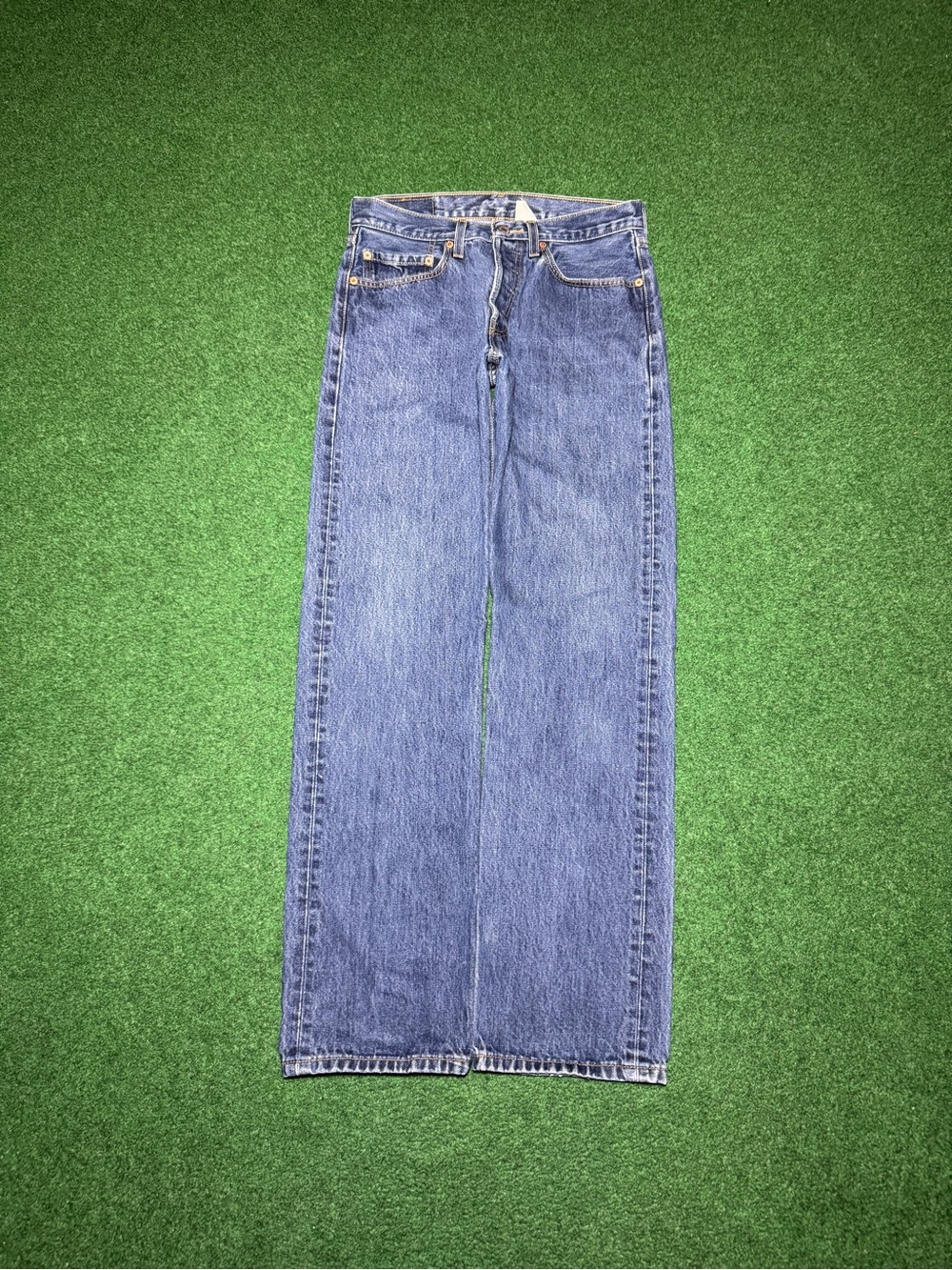 Levis 501 Button Fly 32x32 Medium Wash Vintage 90s Y2K Denim Jeans Original Fit - Picture 3 of 11